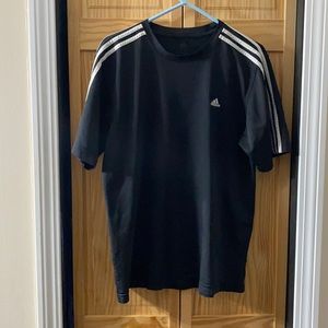 Men’s black Adidas shorts shirt large